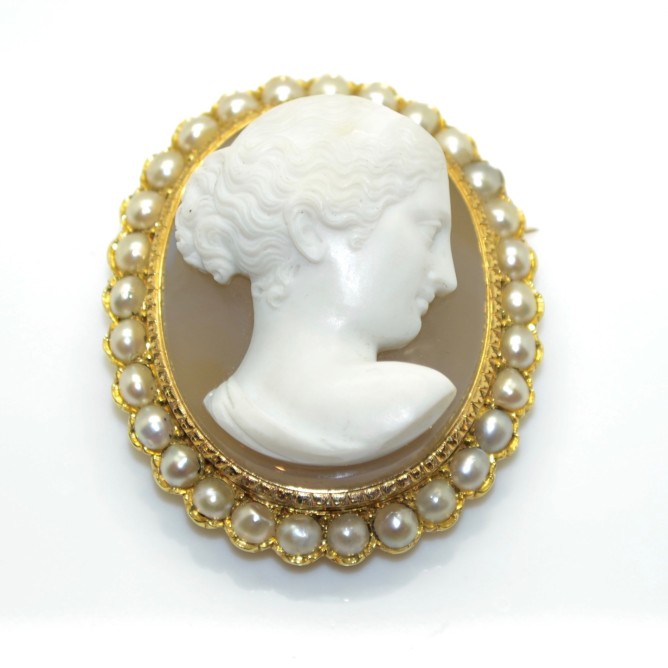 Broche Vintage Camée Porcelaine Motif Floral - Bijou Ancien Couleur Or