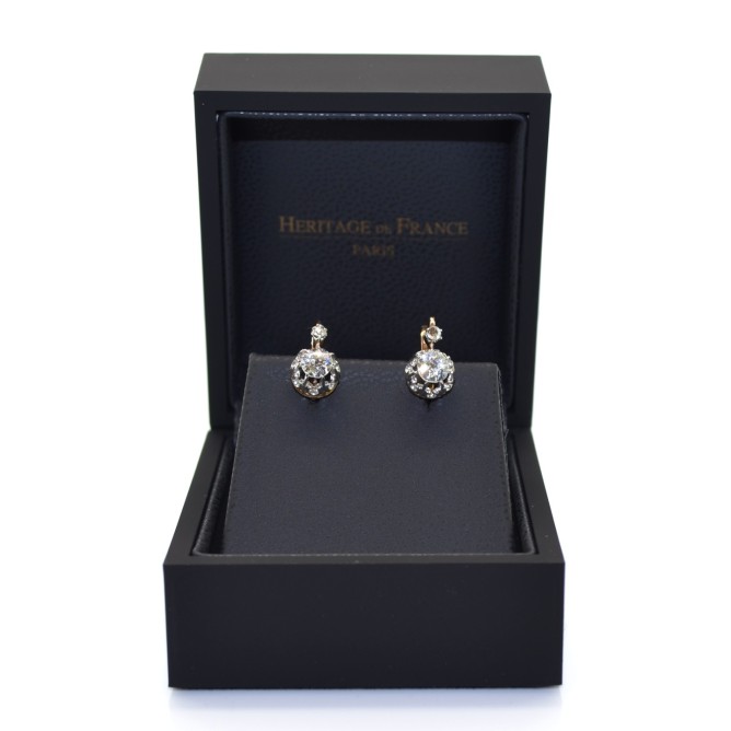 Boucles D'oreilles Dormeuses Or 18 Carats Diamants H – Années 1940-1950 – Vintage