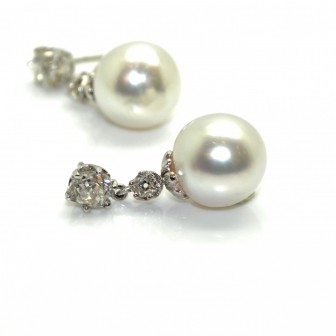 Recent jewelry - Diamonds and Pearls Earrings