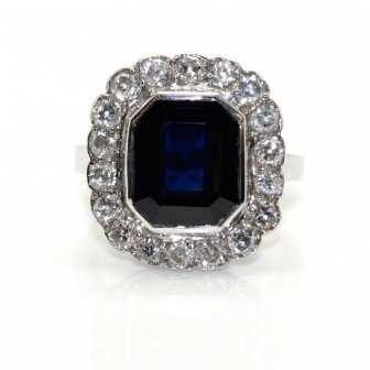 Antique jewelry - Art Deco Diamonds and Sapphire Cluster Ring