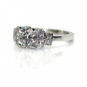 Engagement rings - 1,38 ct Solitaire Diamond Ring 