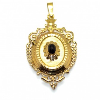 Antique jewelry - Antique Gold and Bloodstone Locket Pendant