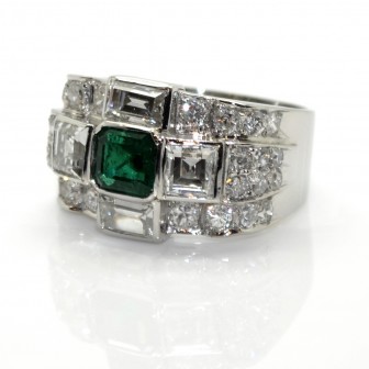 Engagement rings - Art Déco Emerald and Diamonds Ring