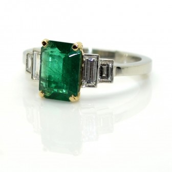 Engagement rings - Emerald and Baguette Diamonds Ring 