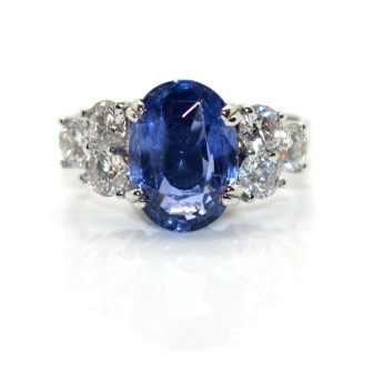 Jewelry creations - Sapphire and Diamonds Ring 