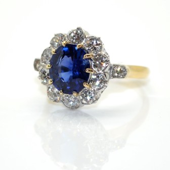 Recent jewelry - Diamonds and Sapphire Cluster Ring
