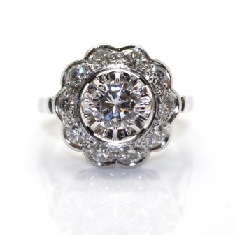 Antique jewelry - Art Deco Diamond Cluster Ring