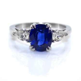 Jewelry creations - Sapphire and Pear Diamond Ring