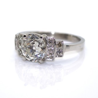 Recent jewelry - 1,89 ct Solitaire Diamond Ring 