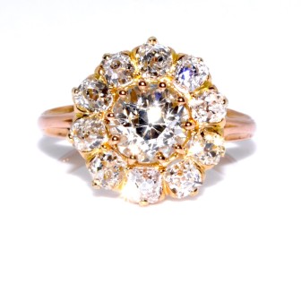 Antique jewelry - Daisy Diamond Ring