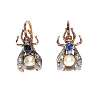 Antique jewelry - Fly Diamond Earrings