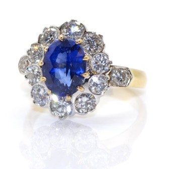 Jewelry creations - Diamond and Sapphire Pompadour Ring