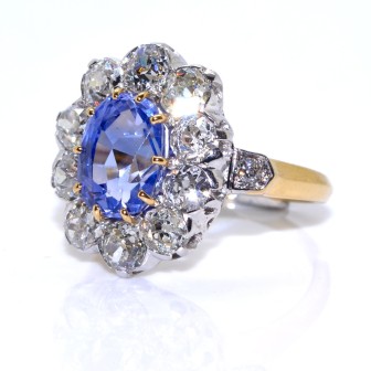 Recent jewelry - Diamond and Sapphire Pompadour Ring