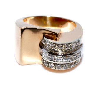 Antique jewelry - Diamond Asymmetrical Tank Ring