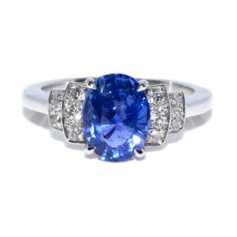 Engagement rings - Sapphire and Diamond Ring 