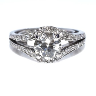 Antique jewelry - Vintage Diamond Ring