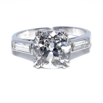 Antique jewelry - Solitaire Diamond Ring