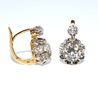 Antique jewelry - Dormeuses Diamond Earrings