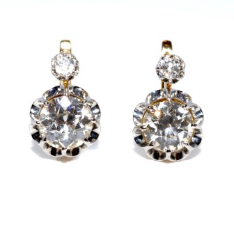 Antique jewelry - Dormeuses Diamond Earrings