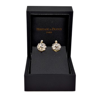 Antique jewelry - Dormeuses Daisy Diamond Earrings