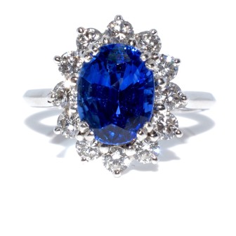 Engagement rings - Sapphire and Diamond Daisy Ring 