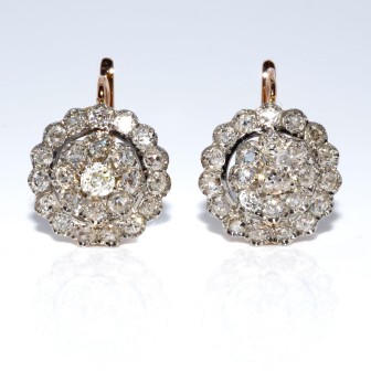 Antique jewelry - Dormeuses Daisy Diamond Earrings