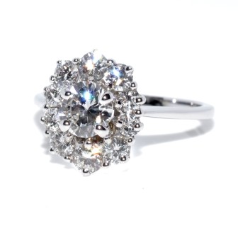 Antique jewelry - Diamond Daisy Ring
