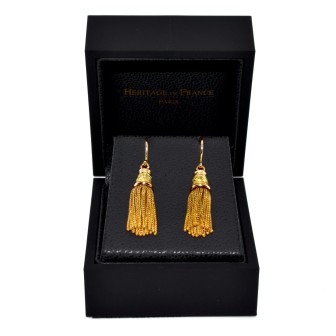 Antique jewelry - Pompon earrings