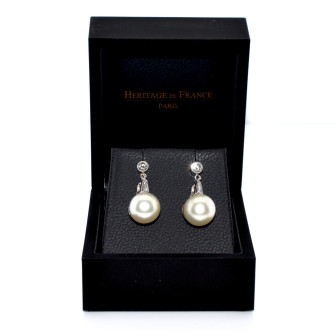 Recent jewelry - Diamond and Pearl Earrings
