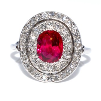 Antique jewelry - Art-Deco Burmese Ruby and Diamond Cluster Ring