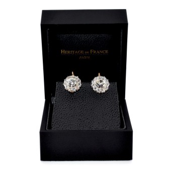 Antique jewelry - Dormeuses Daisy Diamond Earrings