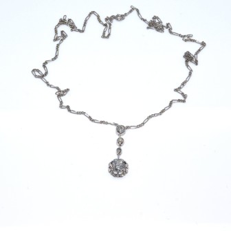 Antique jewelry - Art Deco Diamond Pendant