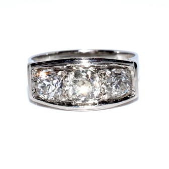 Antique jewelry - Art Deco Diamond Band Ring