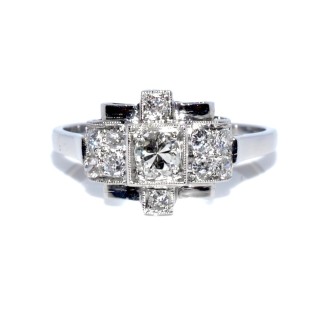 Antique jewelry - Art Deco Diamond Ring