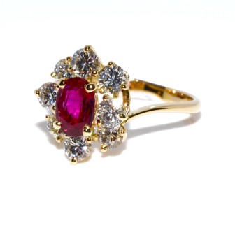 Engagement rings - Ruby Vintage Ring