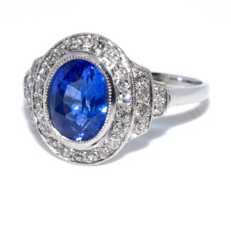Antique jewelry - Art Deco Diamonds and Sapphire Cluster Ring