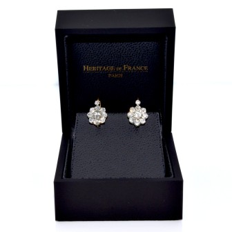 Antique jewelry - Dormeuses Daisy Diamond Earrings