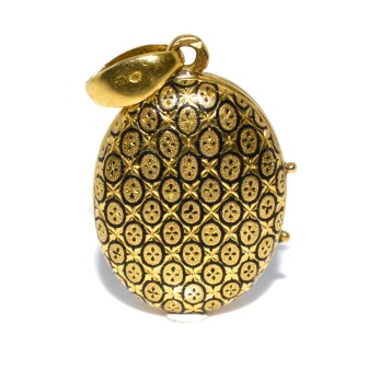 Antique jewelry - Antique Gold Frame Pendant 