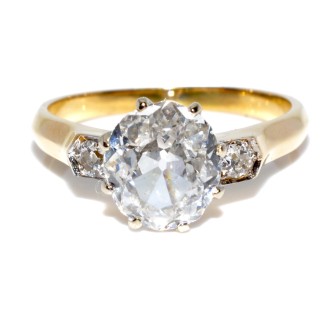 Engagement rings - Solitaire Diamond Ring