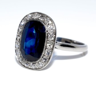 Antique jewelry - Art Deco Diamonds and Sapphire Cluster Ring