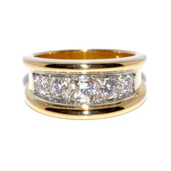 Engagement rings - Diamond Gold Ring