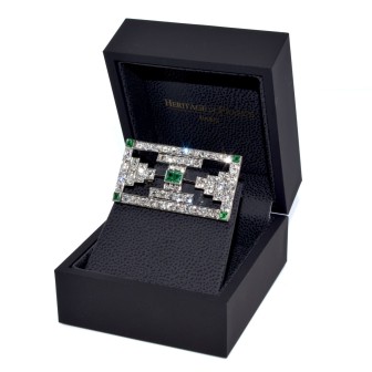 Antique jewelry - Art Deco Diamond and Emerald Brooch