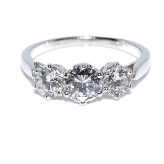 Engagement rings - Diamond Trilogy Ring