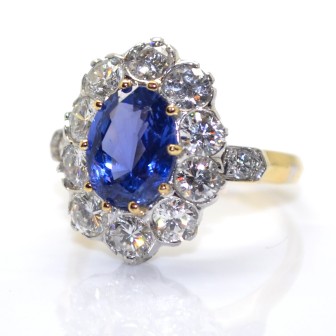 Jewelry creations - Diamond and Sapphire Pompadour Ring