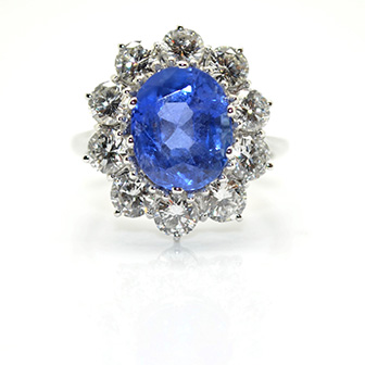 Sapphire engagement rings